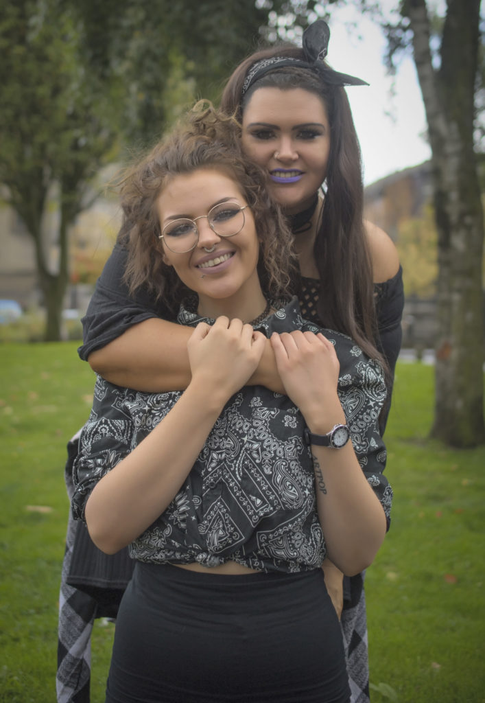 XFactor duo Hayley Norton and mum Debye Gaskin (Descendance) | Photo by Debbie Deboo
