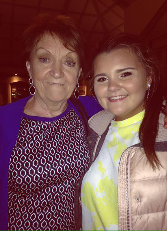 Lucy McVeigh with country star Philomena Begley