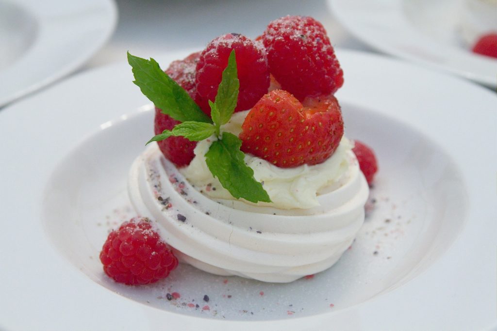 meringues-719629_1920