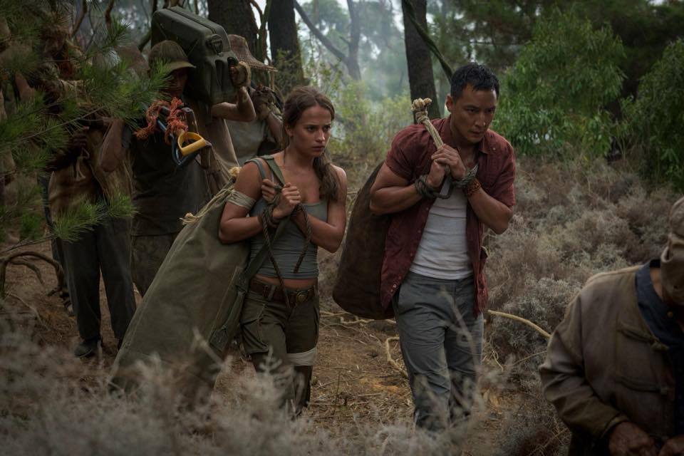 Daniel Wu and Alicia Vikander in Tomb Raider